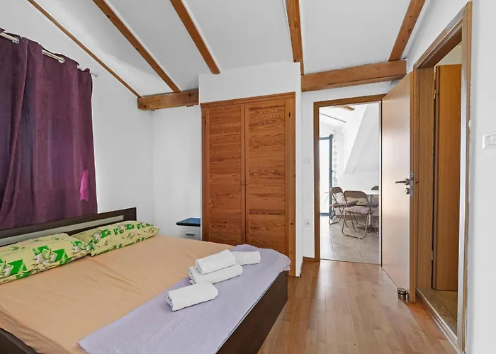 1 Bedroom Lovely In Apartamento *