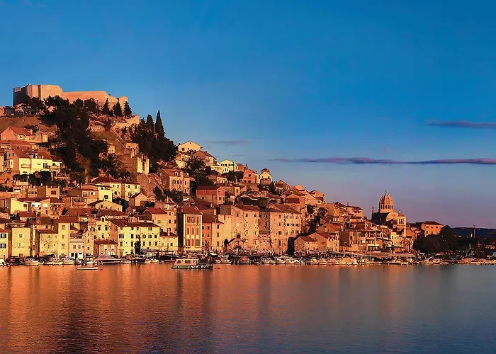 Apartamento 1 Bedroom Lovely In